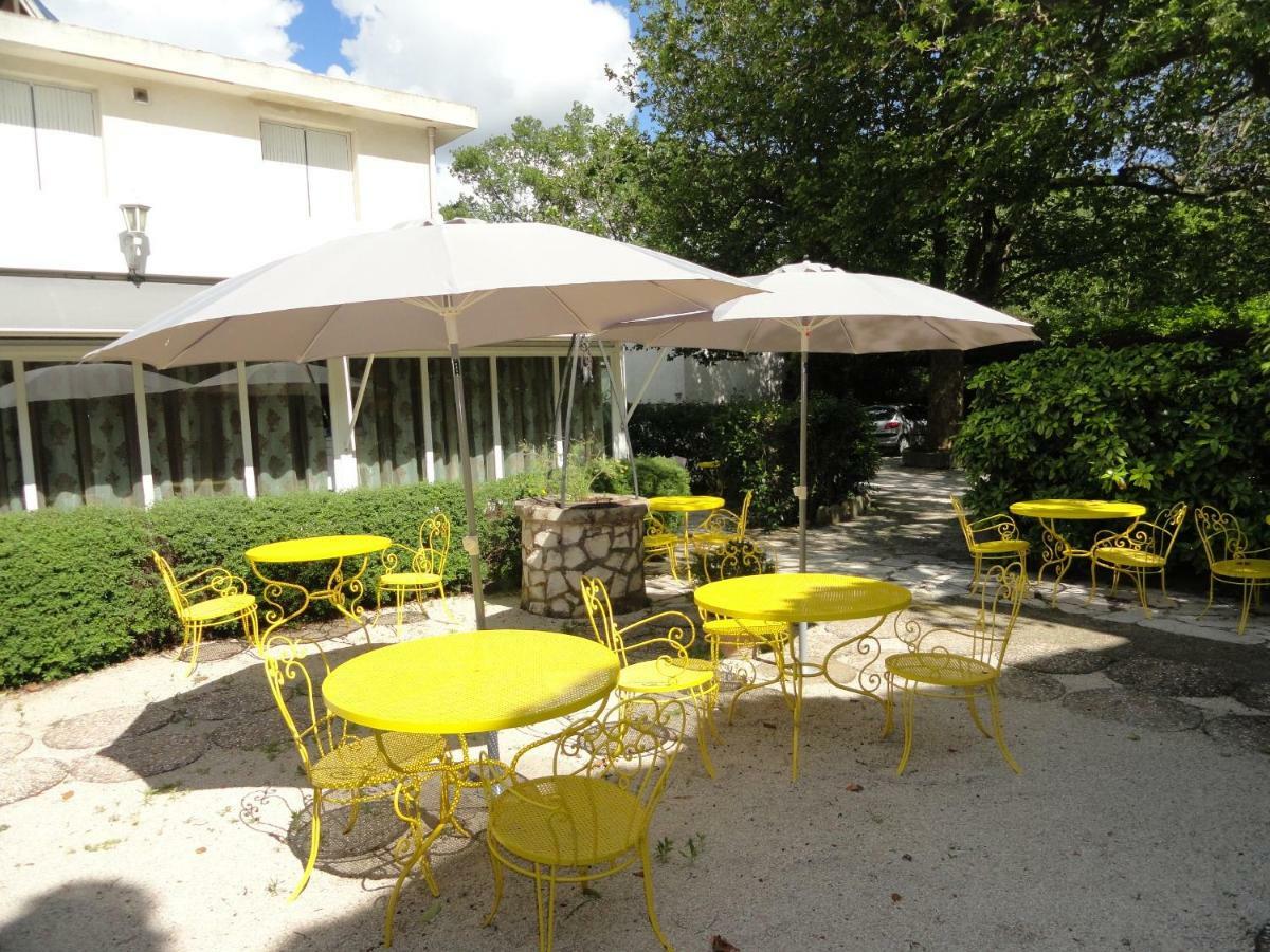 De L'ile Hotel