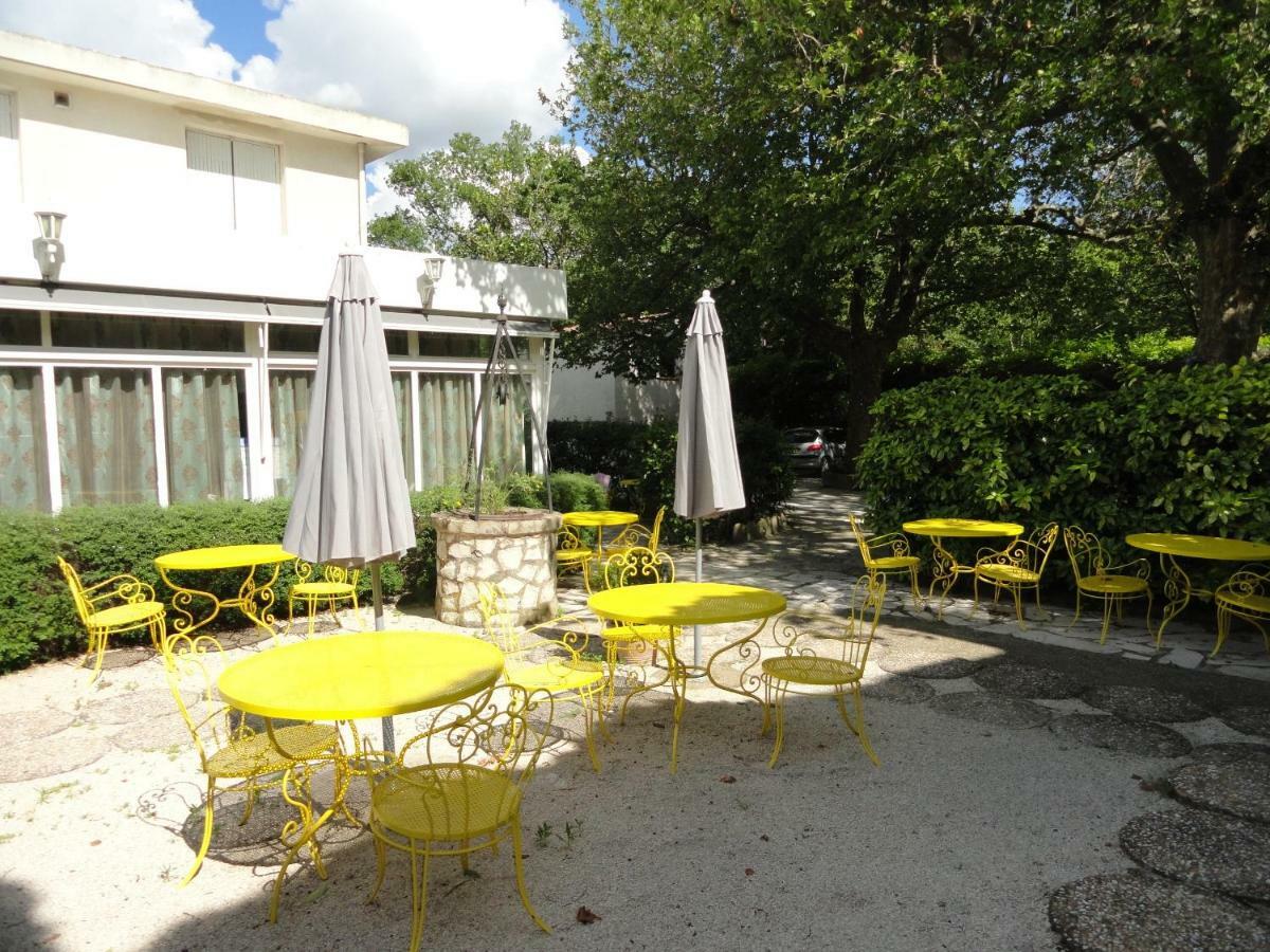 De L'ile Hotel Avignon